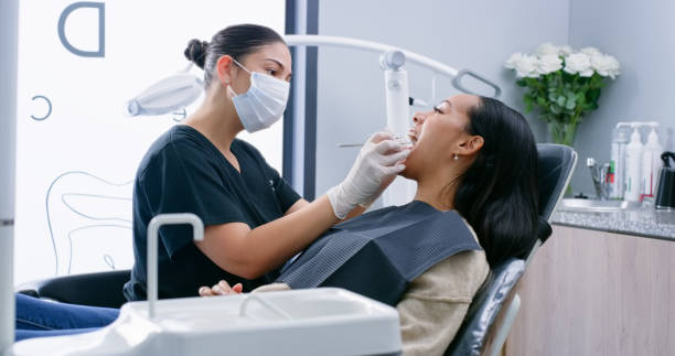 Best Root Canal Treatment  in Wallis, TX